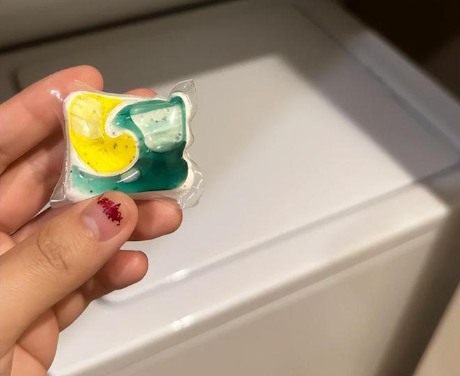 衣凝珠”换回洗衣粉有些话不吐不快!开元ky棋牌消费降级后:我把“洗(图1) 衣凝珠”换回洗衣粉有些话不吐不快!开元ky棋牌消费降级后:我把“洗(图1)